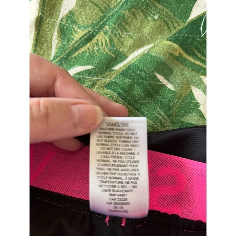 Victoria's Secret VSX Sport Athletic Shorts Black Pink Size Small